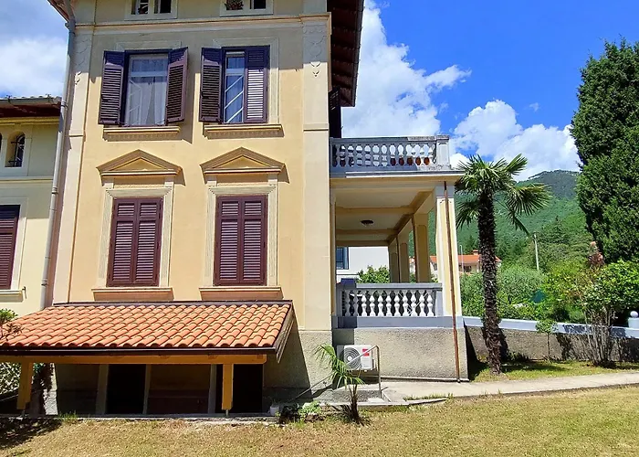 Amelia Apartman Moscenicka Draga