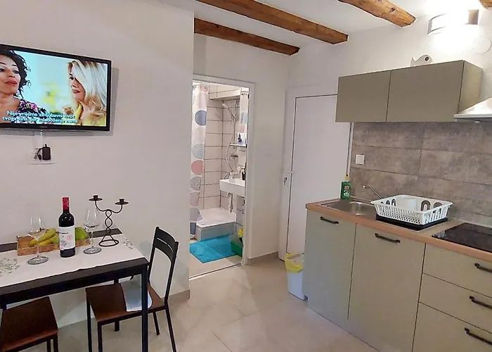 Amelia Apartman *